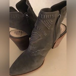 Vince Camuto women gray suede open back heel boots US 8.5